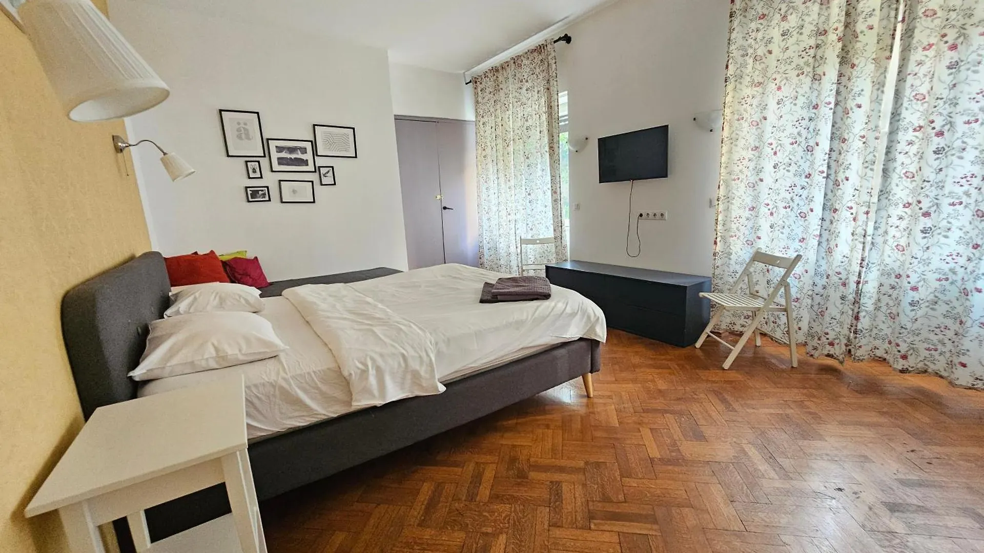 Nicolae Tonitza Street 4Bedroom Bucharest Apartment